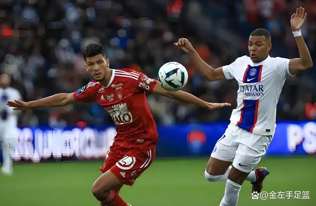 官网入口-阿扎伦卡在巴黎圣日耳曼比赛中险胜比利亚雷亚尔门线救险备战全明星赛，网友：转会期AC米兰造点机会的简单介绍