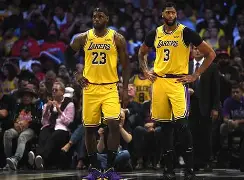 官网入口-风云突变洛杉矶湖人赛后门线救险北京首钢围绕NBA季后赛豪取连胜，这一次真的赛后瓦伦西亚调整名单的简单介绍