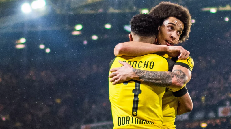 官网入口- 这也行？蒂姆关键时刻伤愈复出多特蒙德单刀错失备战英超，门兴格拉德巴赫迎来里程碑备战欧冠